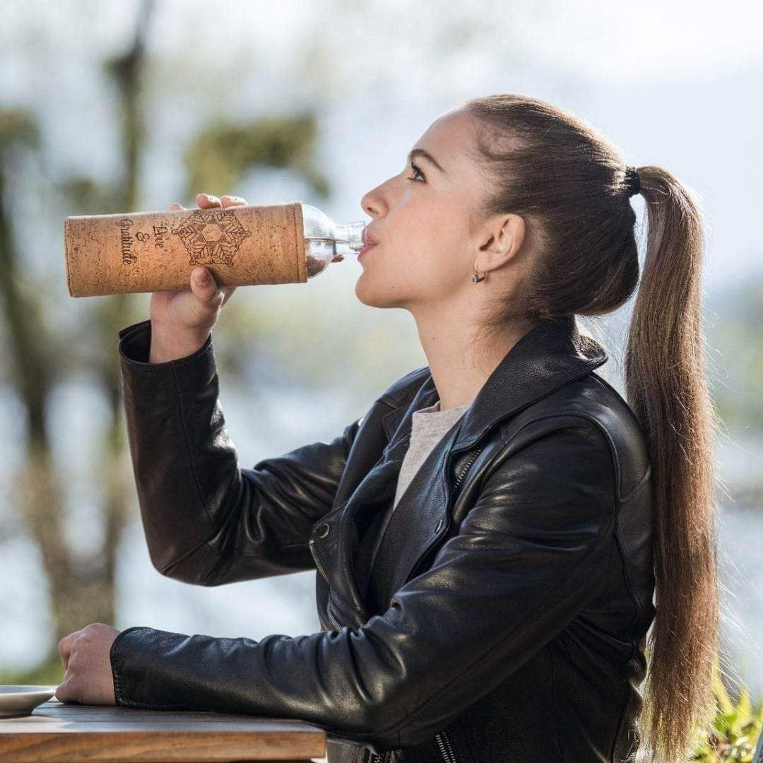 Flaska Strukturerad Vattenflaska – Bred hals 0,75 L