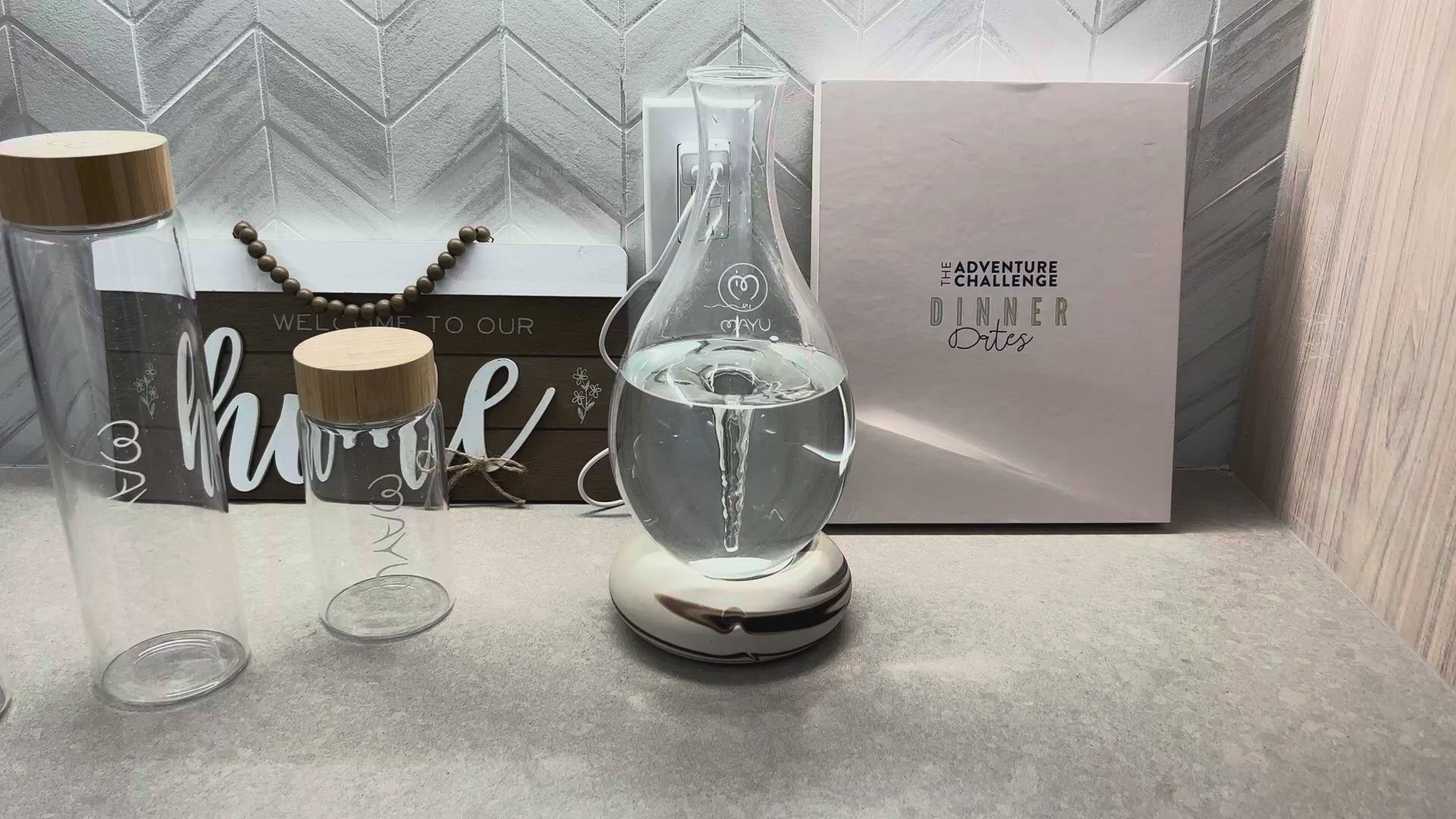 Ladda video: MAYU Glasflaska